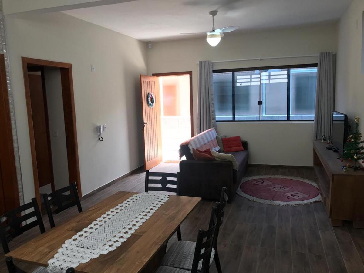Casa - Proximo A Ufsc E Centro - 5 Km * Florianopolis